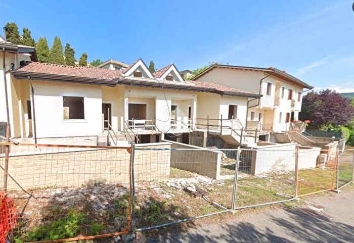 Casa trilocale in vendita in Viale Parco della Rimembranza Sp, Veroli