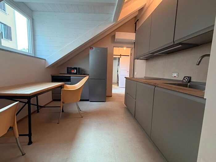 Appartamento trilocale in affitto in Via Padova, Pasteur, Milano