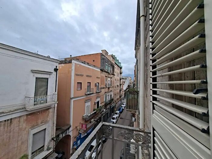 Appartamento con 5 locali in vendita in Via Vittorio Emanuele III, Torre Annunziata
