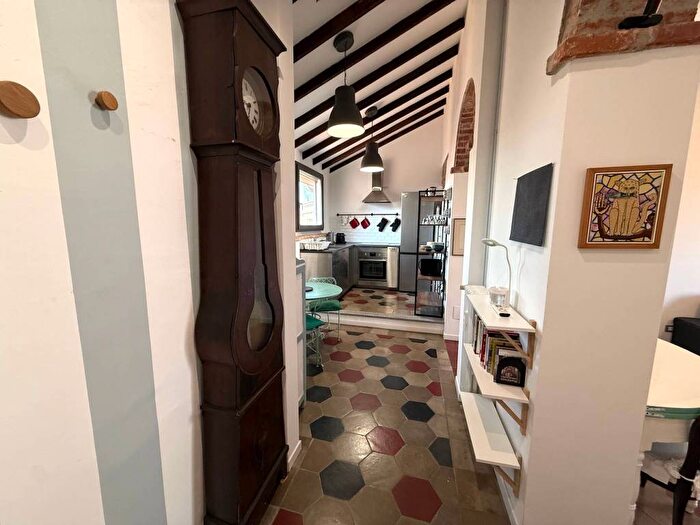 Appartamento bilocale in affitto in Via Piacenza, Porta Romana Medaglie d'Oro, Milano