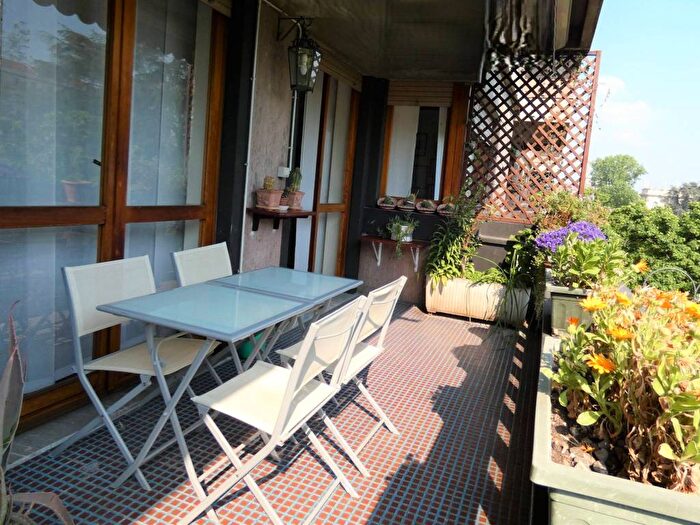 Appartamento con 5 locali in affitto in Piazza Leonardo da Vinci, Città Studi, Milano