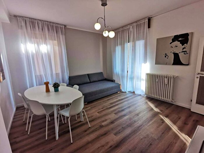Appartamento trilocale in affitto in Via Privata Paolo Rotta, Niguarda, Milano