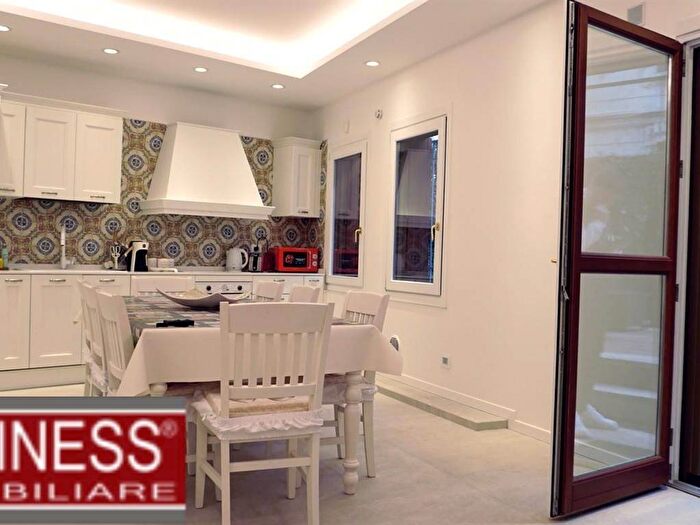 Appartamento bilocale in affitto in Via Giorgio Pallavicino, Pagano, Milano