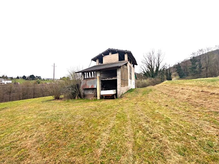 Casa trilocale in vendita in Via Valle, Agnosine