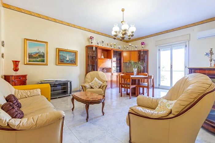 Appartamento quadrilocale in vendita in Via Giulio Cesare, Villabate