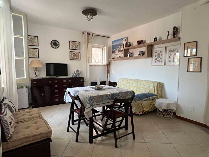 Appartamento bilocale in affitto in Via Rosmina, Gaeta