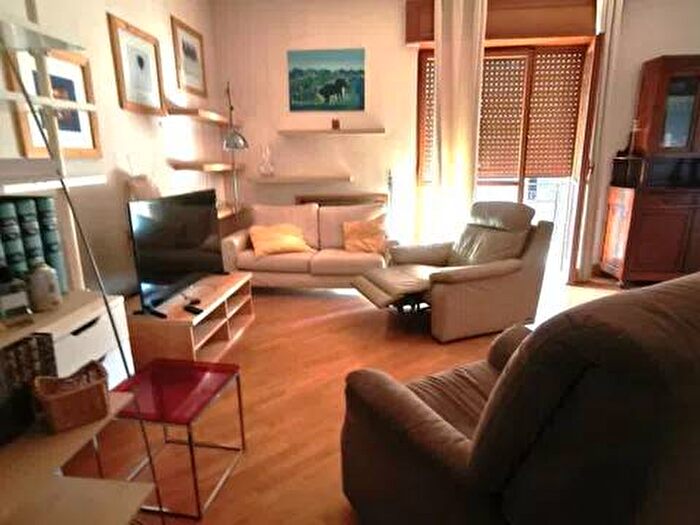 Appartamento con 5 locali in affitto in Via John Fitzgerald Kennedy, Acquaviva, Caserta
