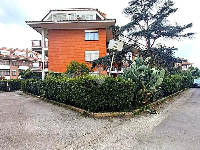Appartamento trilocale in vendita in Via Vasto, Ardea