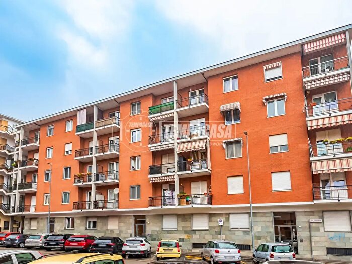 Appartamento trilocale in vendita in Via Giacomo Leopardi, Moncalieri