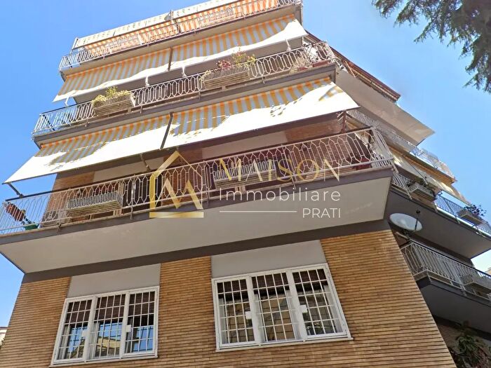 Appartamento quadrilocale in vendita in Via Latina, Roma