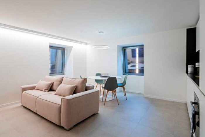 Appartamento bilocale in affitto in Via Dante Alighieri, Seriate