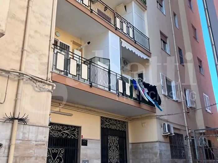 Appartamento trilocale in affitto in Via P Casilli, Casoria