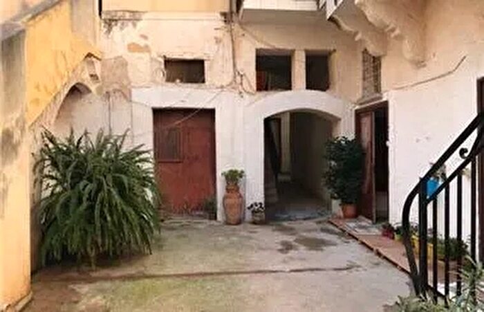 Casa con 6 locali in affitto in Via XI Maggio Marsala Tp, Marsala