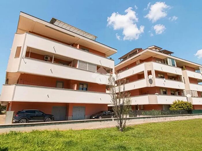 Appartamento bilocale in vendita in Via Istria, Francavilla Al Mare