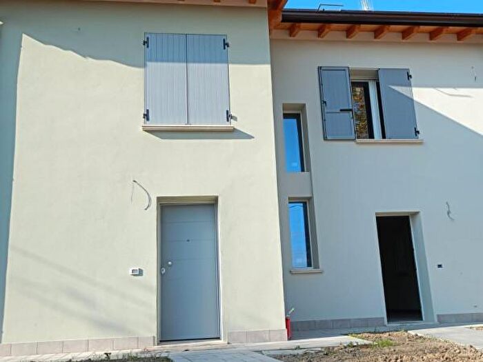 Casa trilocale in vendita in Cavezzo