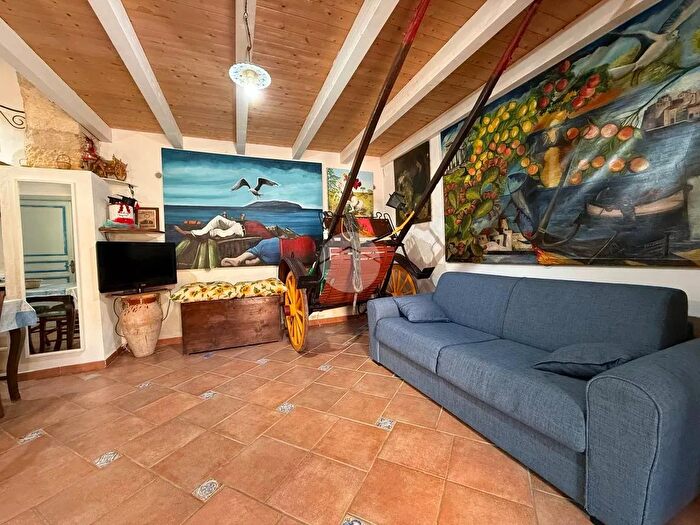 Casa monolocale in vendita in Via Giacomo Medici, Castellammare Del Golfo