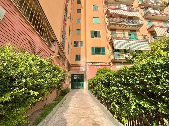 Appartamento trilocale in vendita in Corso Umberto Primo, San Giorgio A Cremano