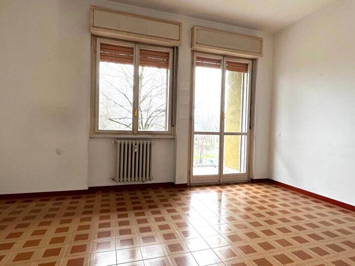 Appartamento trilocale in affitto in Via Porta Pescarina, Centro, San Genesio ed Uniti