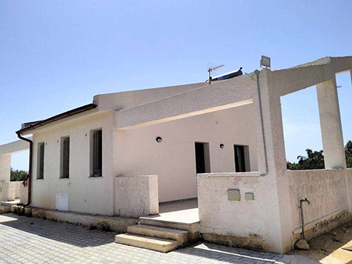 Casa monolocale in affitto in Contrada San Silvestro, Via Dante Trapani Salemi, Marsala