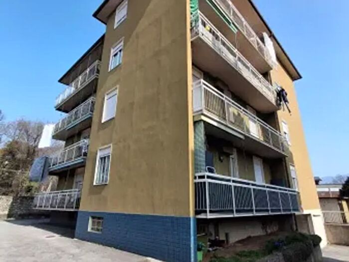 Appartamento trilocale in vendita in Via Monte Pasubio, Alzano Lombardo