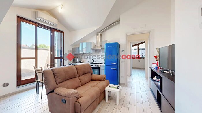 Appartamento bilocale in vendita in Via Dante Alighieri, Masate