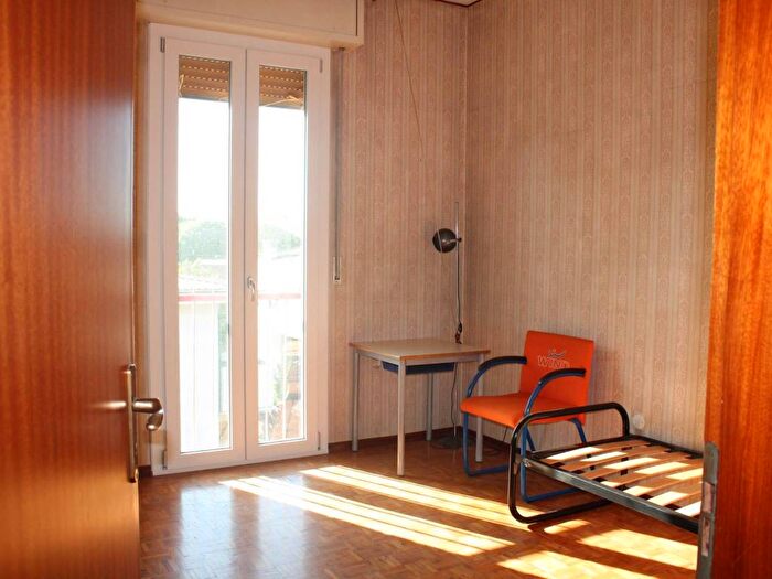 Appartamento con 6 locali in affitto in Viale Risorgimento, Parco Urbano Piscina, Forlì