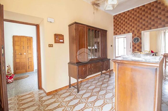 Appartamento trilocale in vendita in Via Pietro Vicentini, Moricone