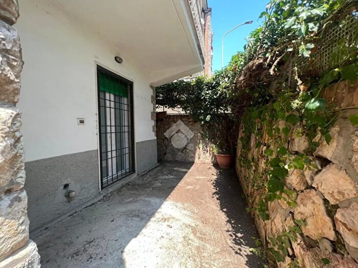 Appartamento trilocale in vendita in Via Lorenzo Maitani, Perugia