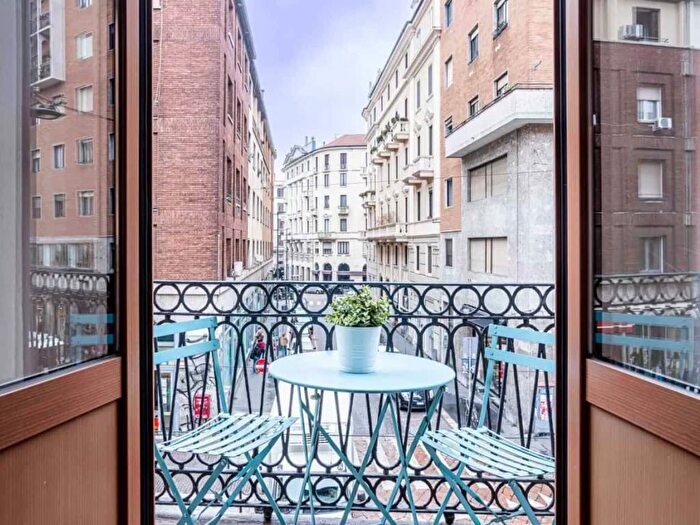 Appartamento bilocale in affitto in Via Gian Giacomo Mora, Carrobbio, Milano