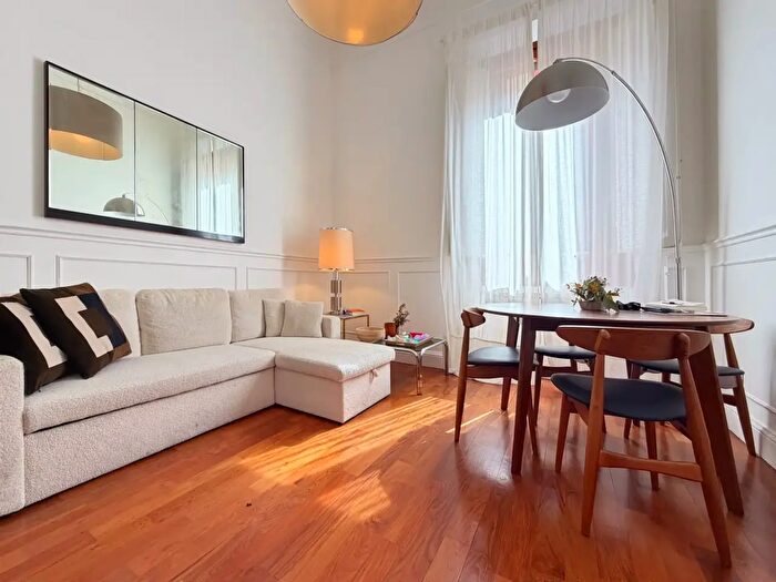 Appartamento trilocale in vendita in Via Ippolito Pindemonte, Firenze