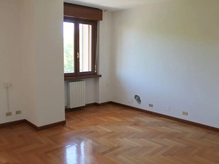 Appartamento trilocale in vendita in Via Rampazzini a, Crema
