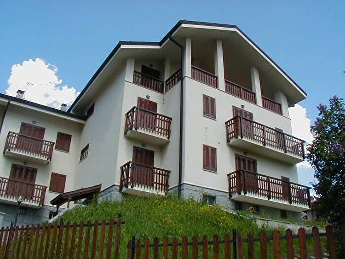 Appartamento trilocale in affitto in Via Pietro Micca, Centro, Bardonecchia