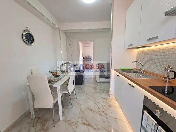Appartamento bilocale in vendita in Via Francavilla, Taormina