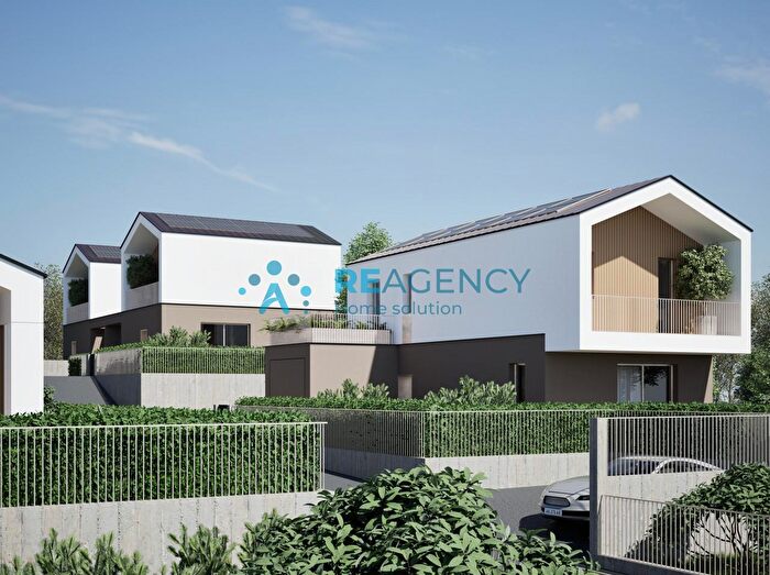 Casa quadrilocale in vendita in Via Roma, Altavilla Vicentina