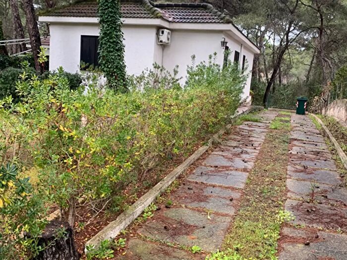 Casa quadrilocale in vendita in Via Valentina Tereskova, Castellaneta