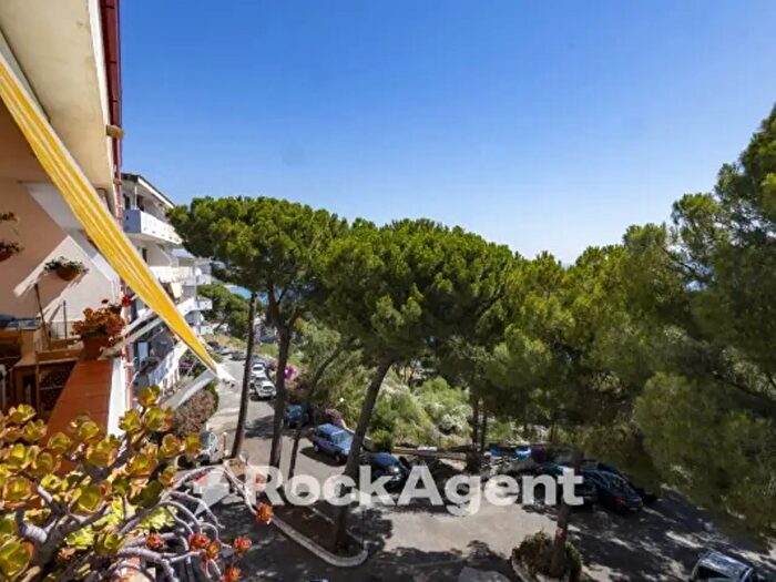 Appartamento quadrilocale in vendita in Via San Martino, Staletti