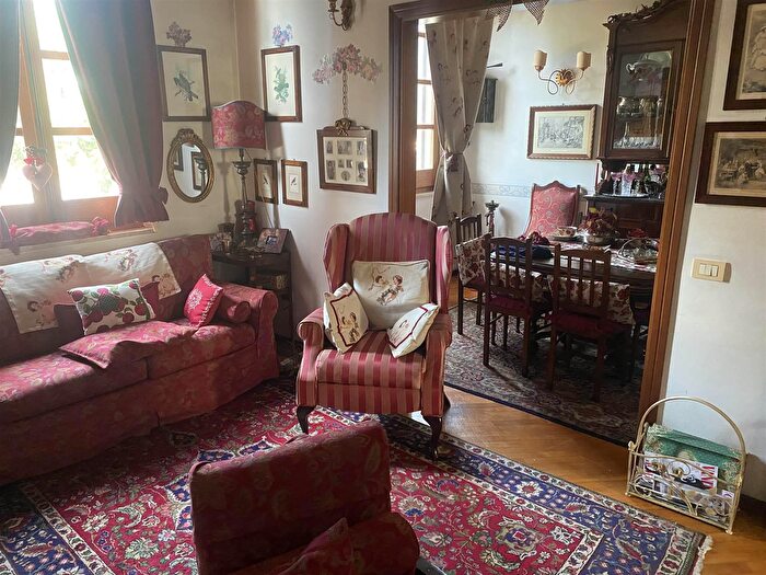 Appartamento trilocale in vendita in Cagliari