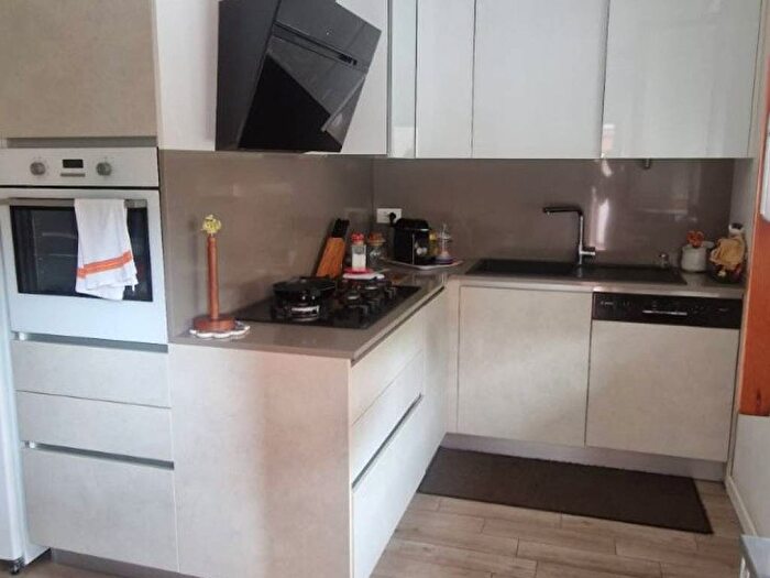 Appartamento trilocale in affitto in Via Capergnanica, Semicentro, Crema