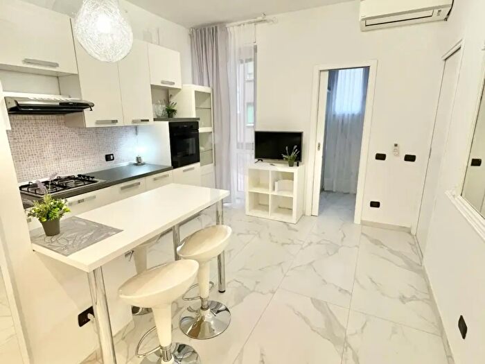 Appartamento bilocale in affitto in Via Rogoredo, Milano
