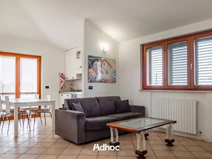 Appartamento trilocale in vendita in Via Giuliano Persiutti h, Fano