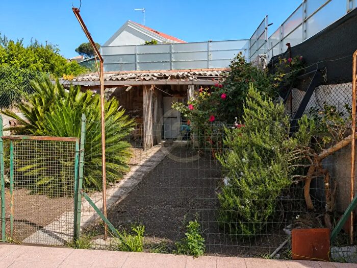 Casa trilocale in vendita in Via Castagneto, Acireale