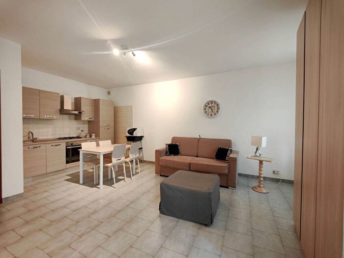 Appartamento monolocale in affitto in Via Borgo Dora, Aurora, Torino
