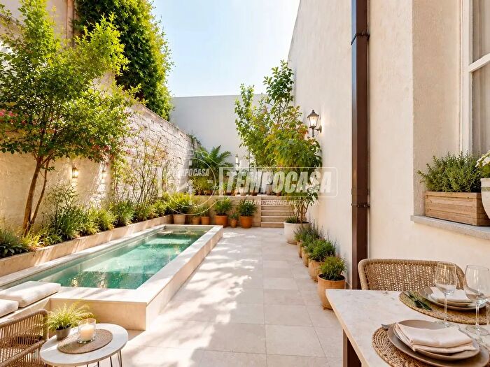 Casa con 5 locali in vendita in Via dei Sepolcri Messapici a, Lecce