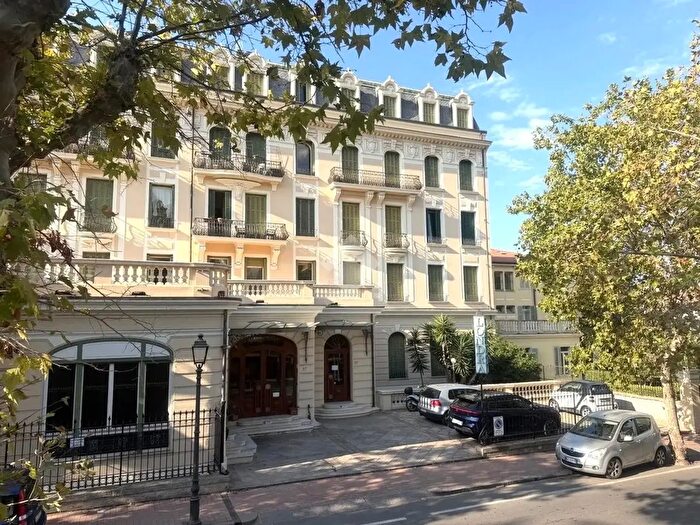 Appartamento bilocale in vendita in Via Romana, Bordighera