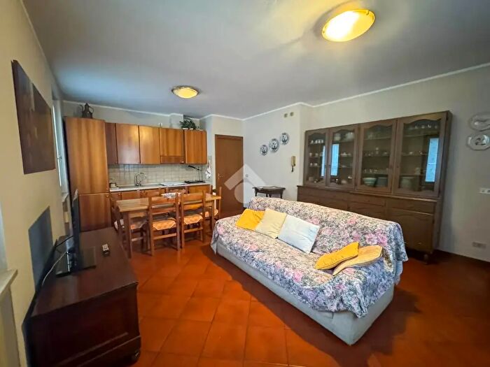Casa trilocale in vendita in Via Gervasi, Bagnolo Mella