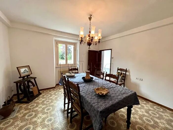 Casa con 6 locali in vendita in Citerna