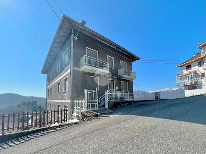 Appartamento bilocale in vendita in Strada Passo della Croce, Monastero Di Lanzo