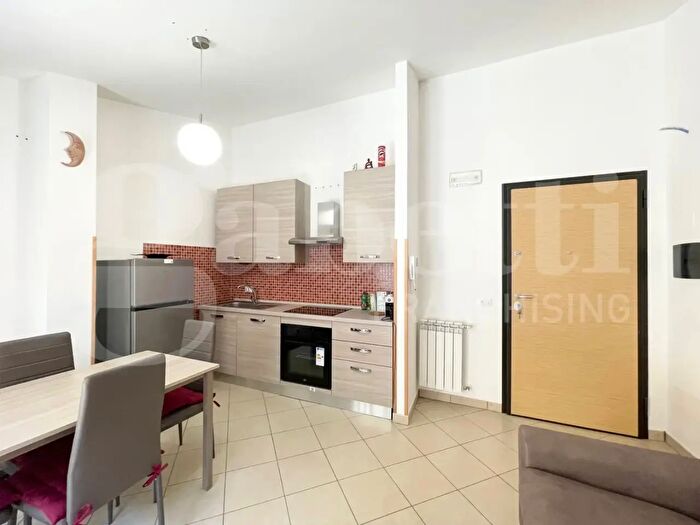 Appartamento bilocale in vendita in Via Camerano Snc, Orte