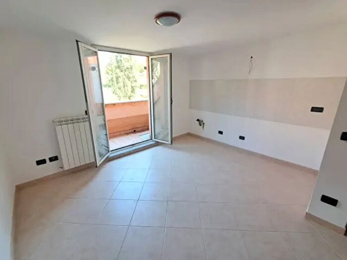 Casa trilocale in vendita in Via Nicola Calipari, Catanzaro