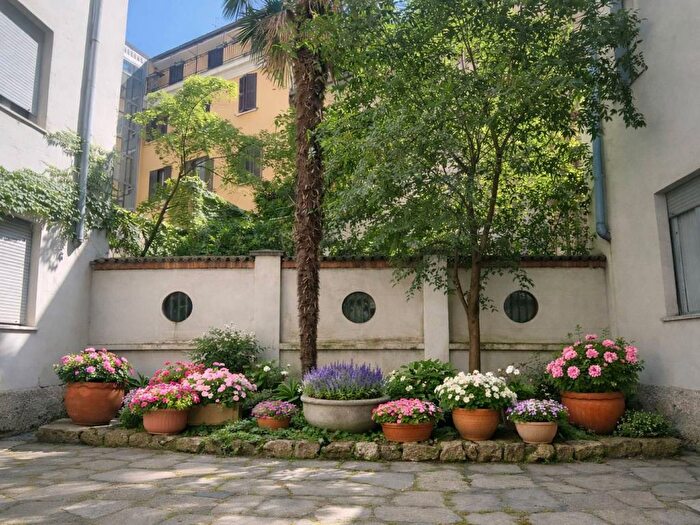 Appartamento bilocale in affitto in Largo La Foppa, Moscova, Milano